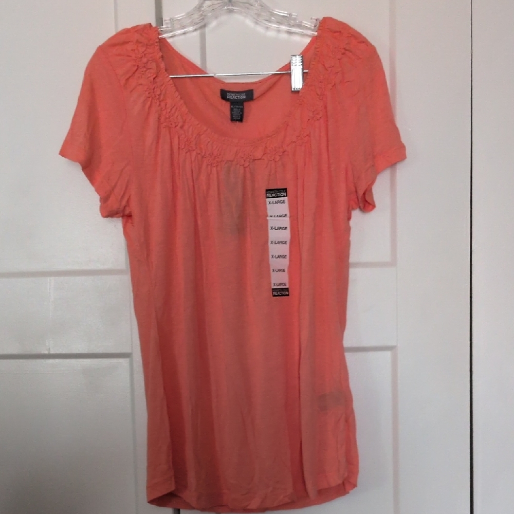 Kenneth Cole Reaction Peach Short Sleeve Blouse- Nwt